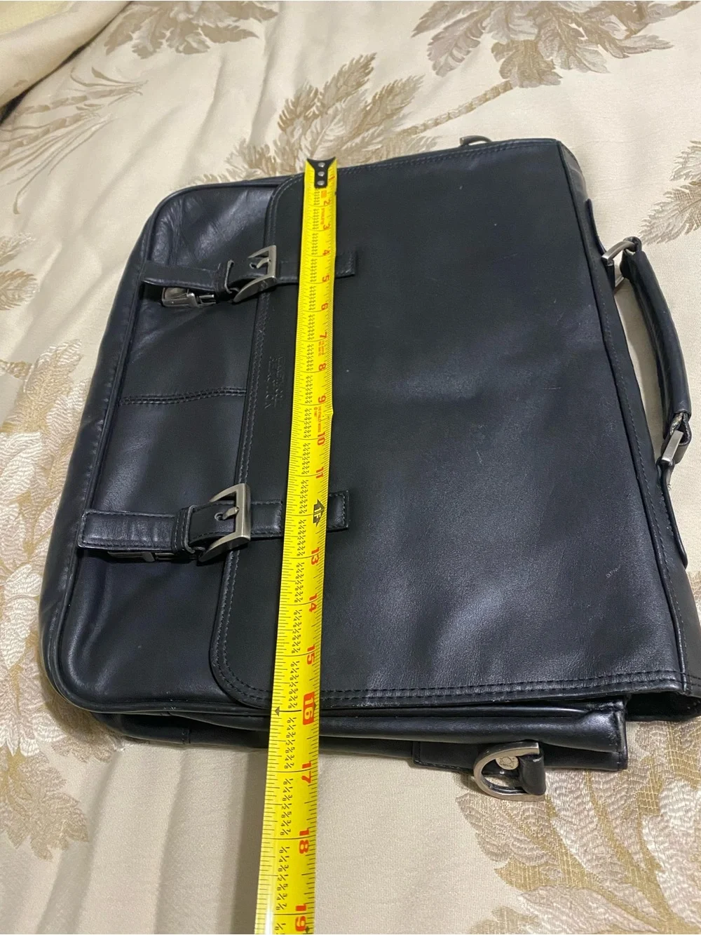 Kenneth Cole Reaction Black Leather Double-Buckle Messenger Bag
